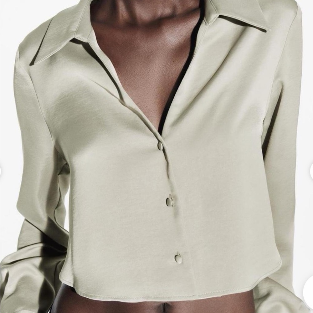 Zara Crop Button Down Shirt Light Tan Size XS like new Never Worn